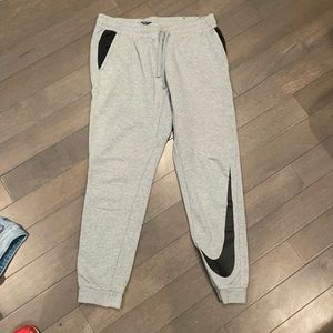 Nike sweatpants medium